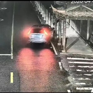 开云体育网址-车坠河5人死亡真相曝光：新手女司机&amp;quot;赶鸭子上架&amp;quot;，丈夫问题更大